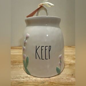 Rae Dunn Artisan Collection keep Canister